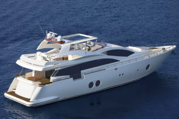 Sezavi yacht rental service - Aicon
